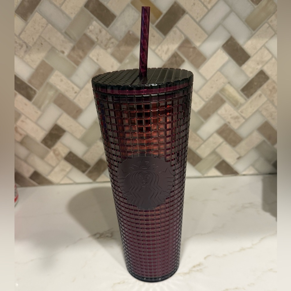 Starbucks 2022 New Fall Sangria Bling Berry Studded Tumbler Venti 24oz Cup